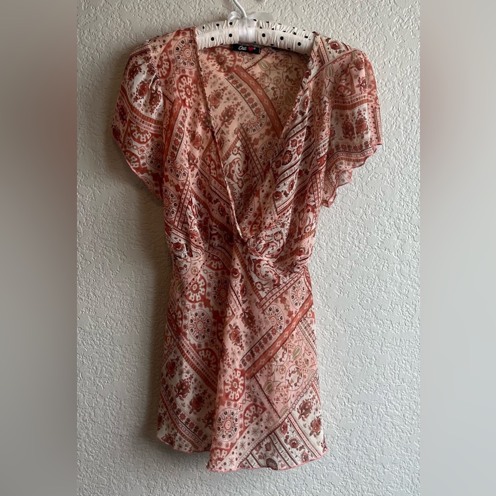 Vintage one🩷 Floral Pink Wrap Top